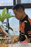 残疾外卖员熊天宇：在“奔跑”与阅读中寻找生命价值